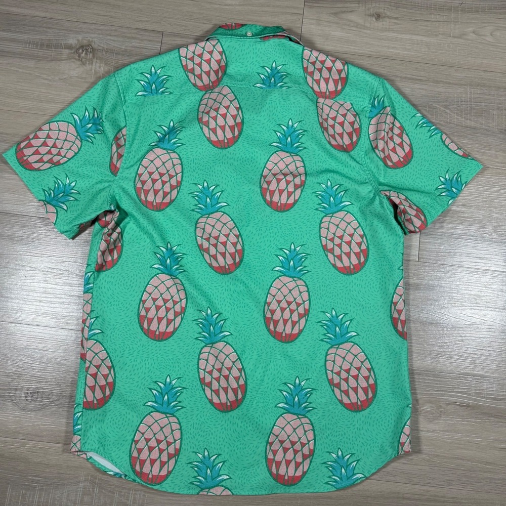 Chubbies Pineapple Print Performance Button Up Sh… - image 5
